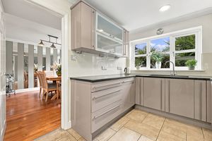 BROMLEY ROAD- click for photo gallery